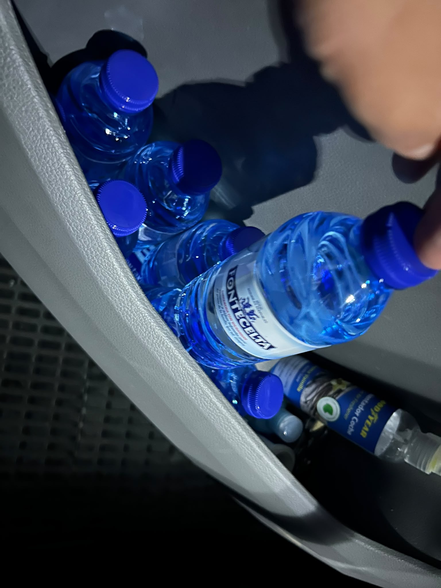 Agua de cortesia