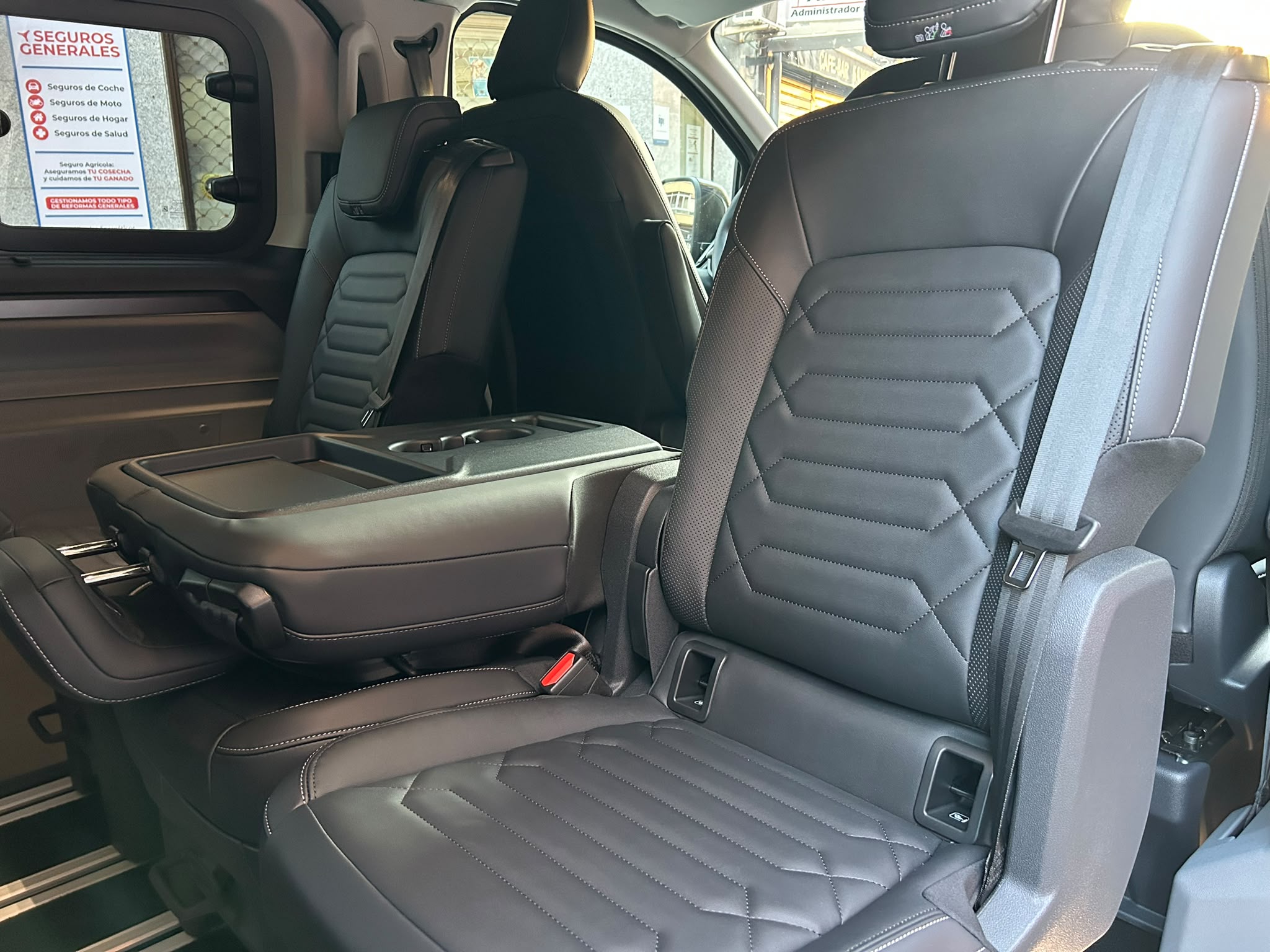 VTC clase V asientos de cuero